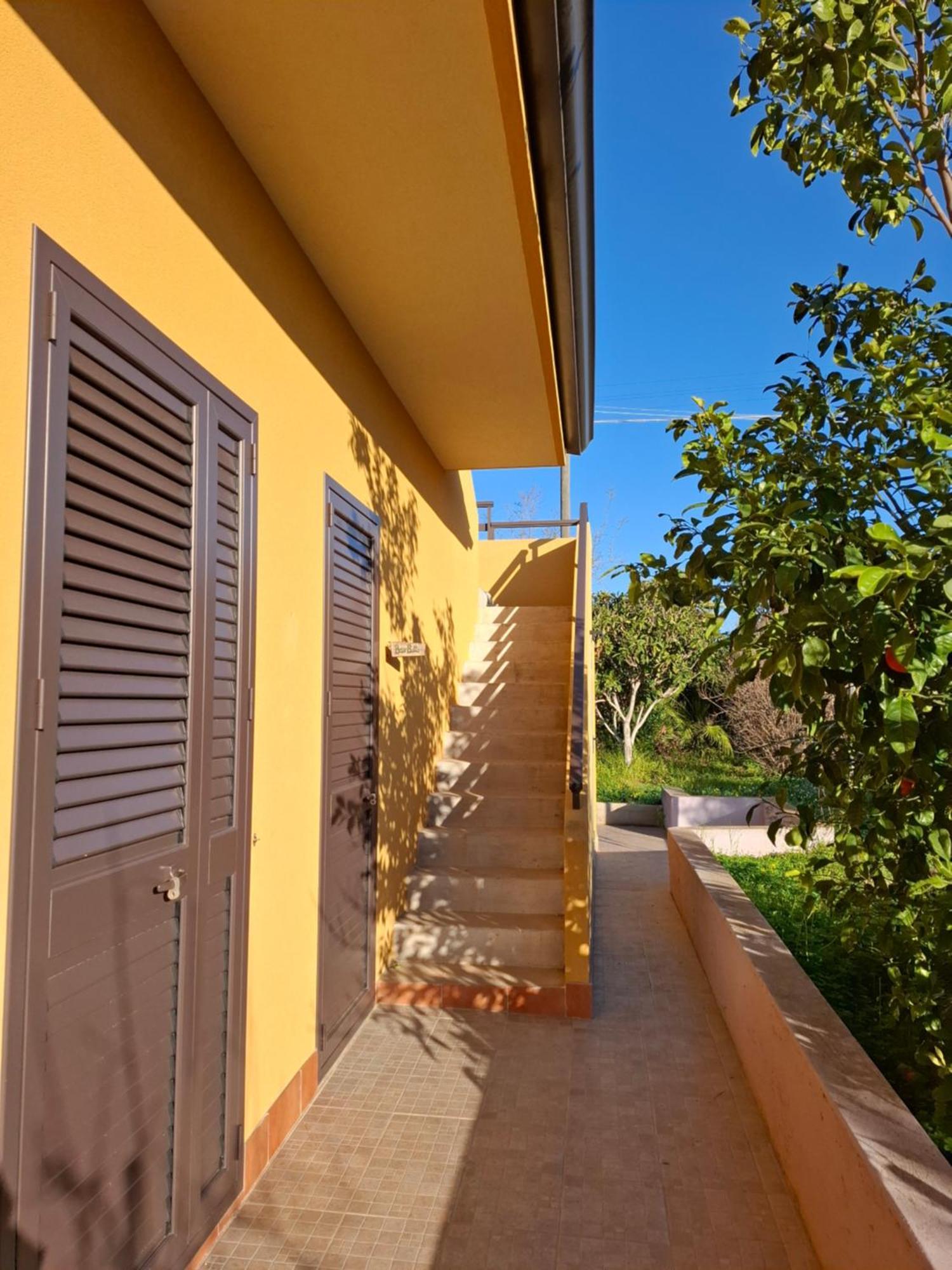 Turtle Island Apartments Санта-Кроче- Камерина Экстерьер фото